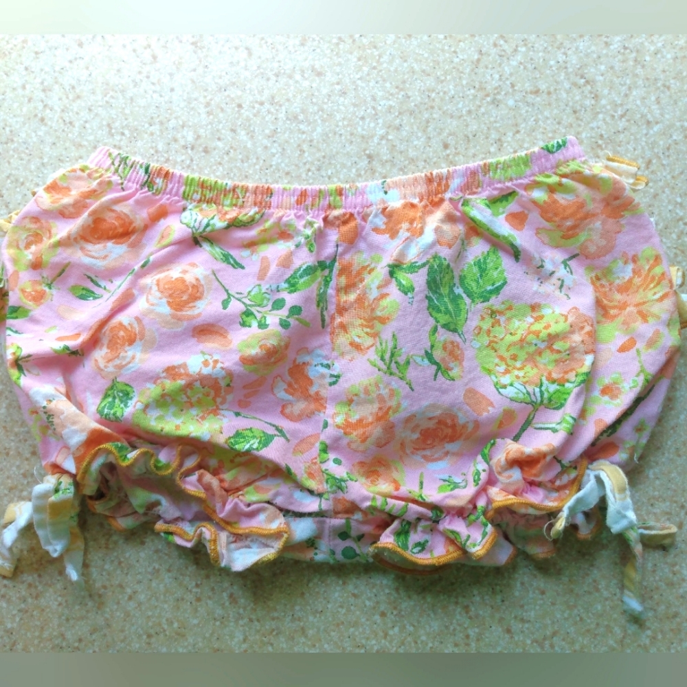 SweetHoney Ruffled Bloomers - Picture 3 of 5